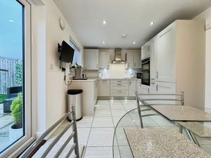 Photo 12- click for photo gallery